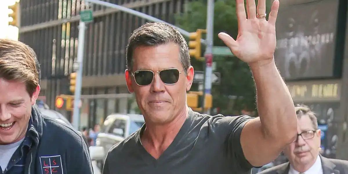Ray-Ban Caravan RB 3136 181 - As Seen On Chris Hemsworth & Noel Gallagher